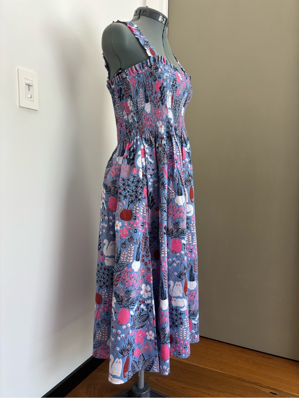 Kate Spade Garden Posy Cat Cactus Smocked Midi Dress Blue Size S - Picture 3 of 9